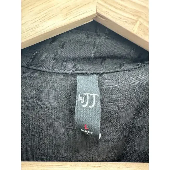 by JJ Black White Colorblock Button Down Blouse 3/4 Sleeve Textured Artsy Large - Picture 6 of 7